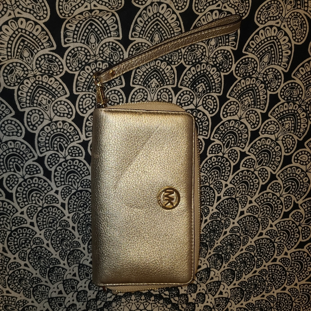 Michael Kors Wristlet